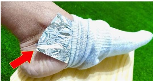 Say Goodbye to Aches and Pains with This Surprising Aluminum Foil Hack for Your Feet